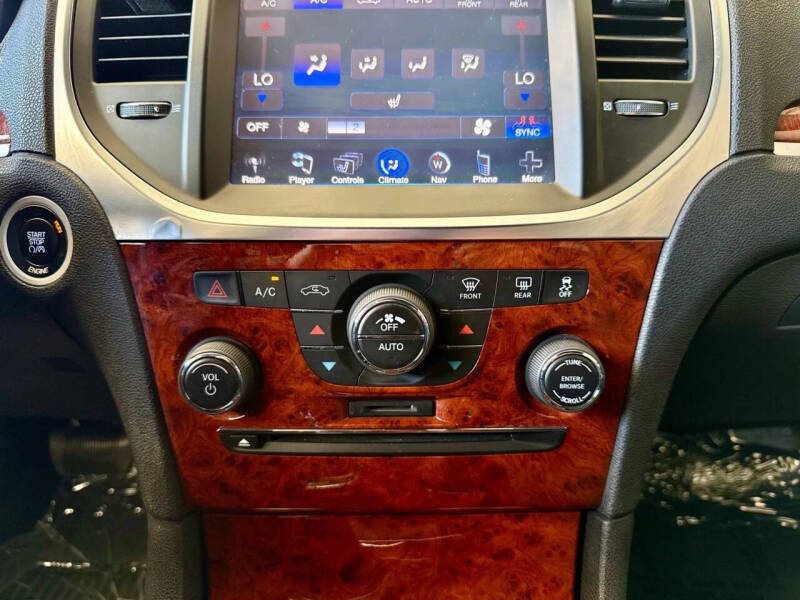 2014 Chrysler 300