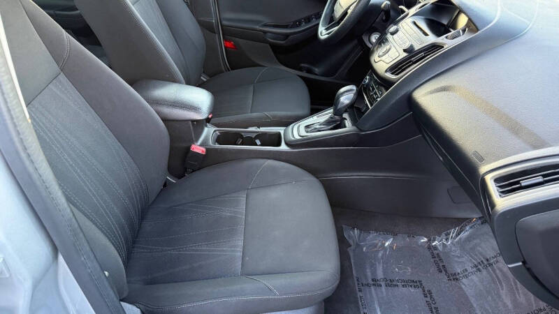 2017 Ford Focus SE