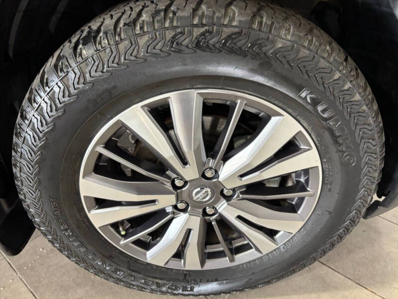 2019 Nissan Pathfinder S