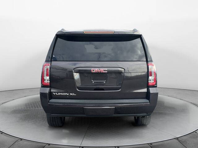 2017 GMC Yukon XL SLT