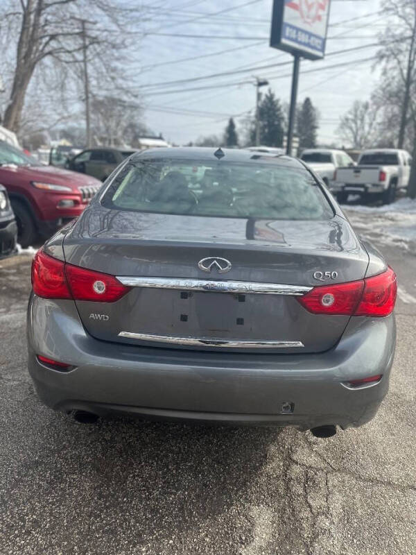 2014 Infiniti Q50 Premium