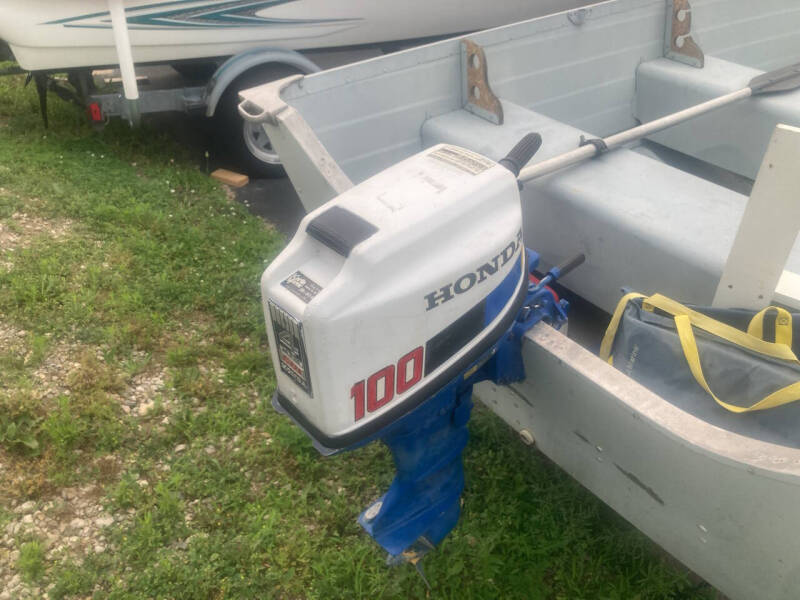 1998 Smoker Craft 14 Fish