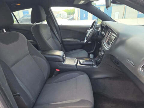 2015 Dodge Charger SE