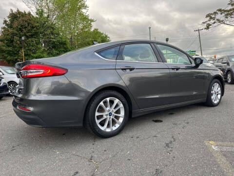 2019 Ford Fusion SE