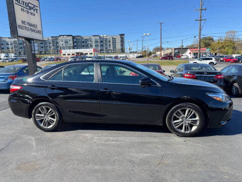 2015 Toyota Camry SE