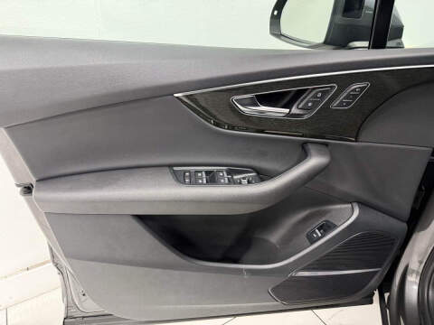 2021 Audi Q7 quattro Premium Plus 55 TFSI