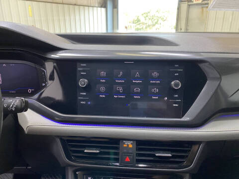 2024 Volkswagen Taos SEL 4Motion