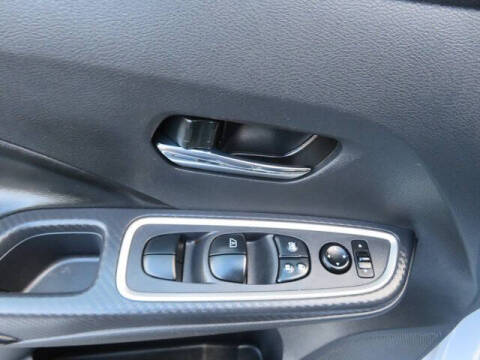 2024 Nissan Versa SR