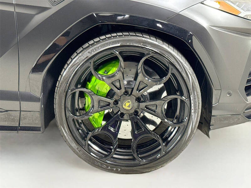 2022 Lamborghini Urus