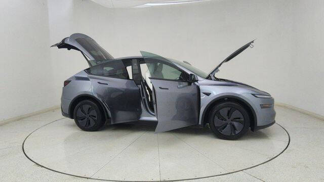 2026 Tesla Model Y Long Range