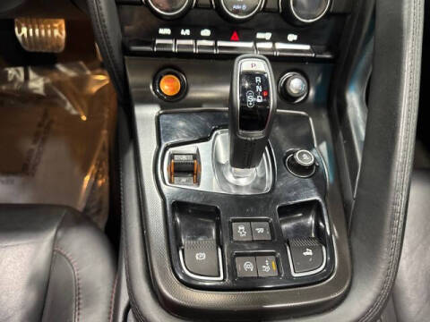 2014 Jaguar F-TYPE V8 S