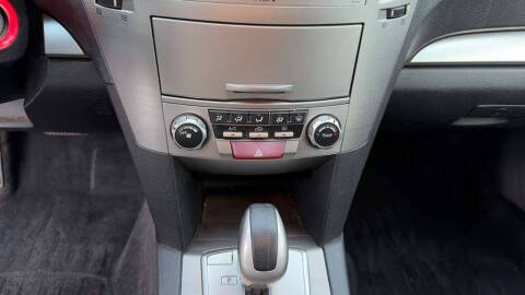 2011 Subaru Outback 2.5i Premium