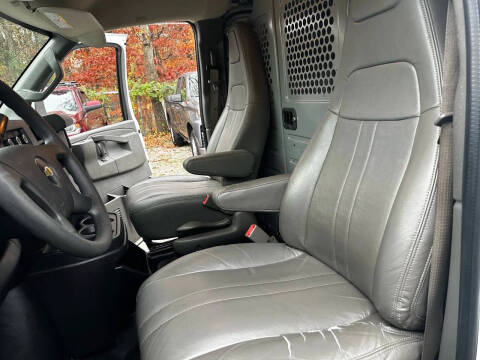 2017 Chevrolet Express 2500