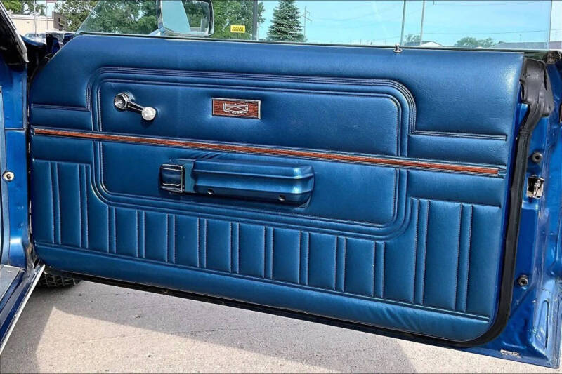 1977 Ford Crown Victoria