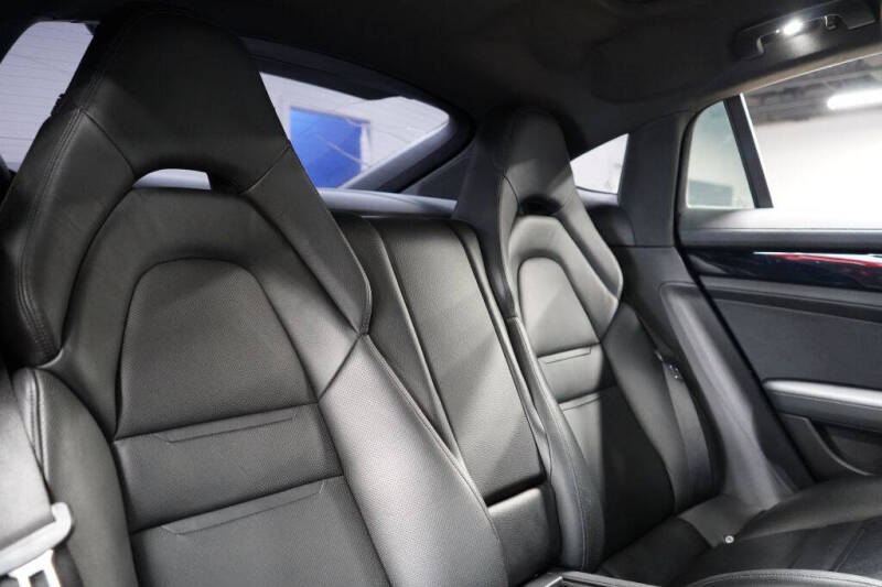 2018 Porsche Panamera