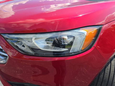 2020 Ford Edge Titanium