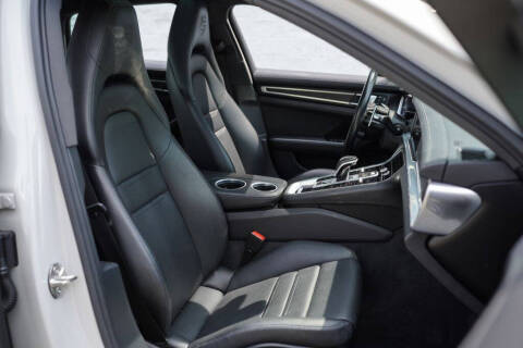 2023 Porsche Panamera