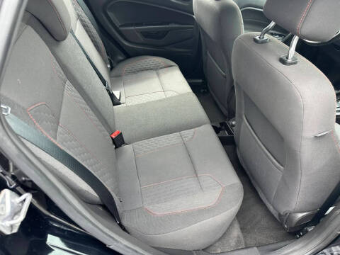 2016 Ford Fiesta SE