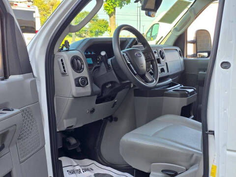 2023 Ford E-Series