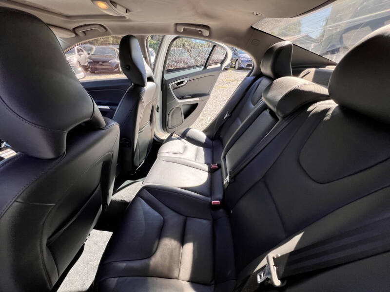 2015 Volvo S60 T5 Drive-E Premier Plus