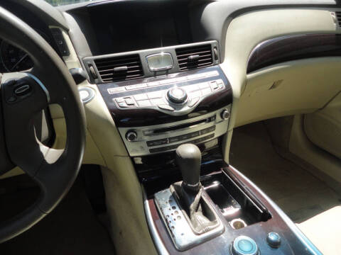 2012 Infiniti M37