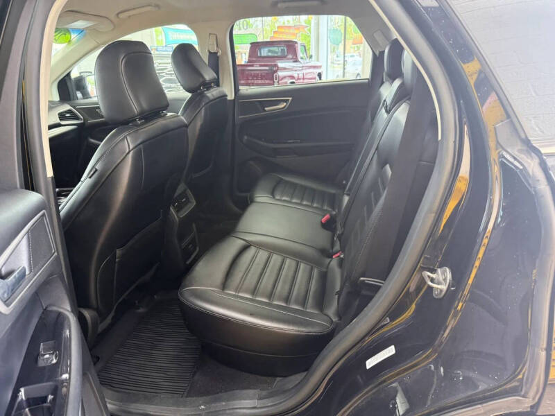 2019 Ford Edge SEL