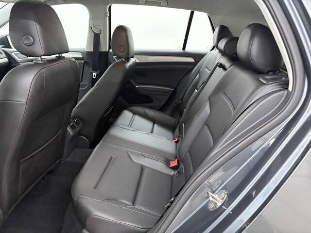 2017 Volkswagen Golf TSI Wolfsburg Edition