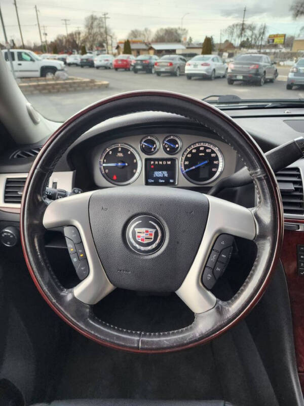 2013 Cadillac Escalade Luxury