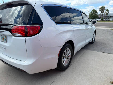 2018 Chrysler Pacifica Touring Plus