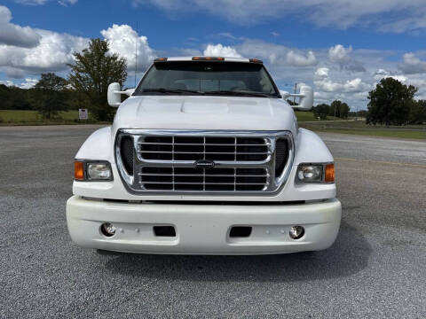 2003 Ford F-650 Super Duty