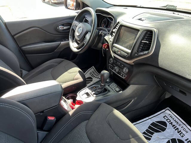 2019 Jeep Cherokee Latitude