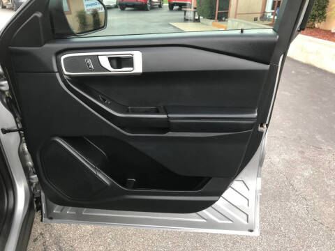 2020 Ford Explorer