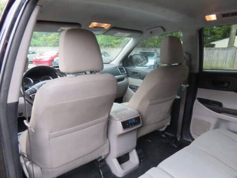 2017 Toyota Highlander LE