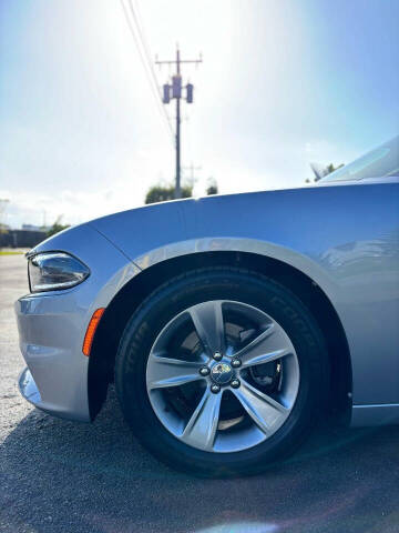 2016 Dodge Charger SXT