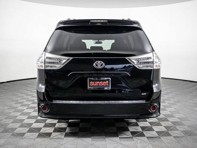 2017 Toyota Sienna