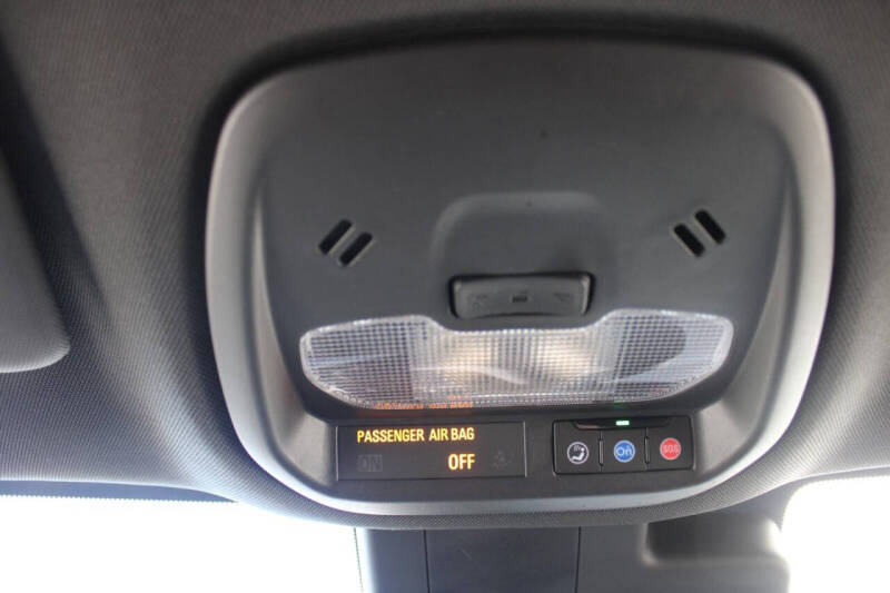 2025 Chevrolet Trax RS