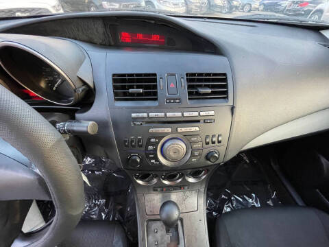 2011 Mazda MAZDA3 i Sport