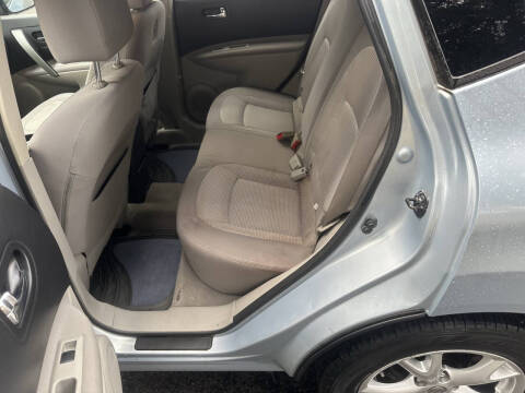 2011 Nissan Rogue SV