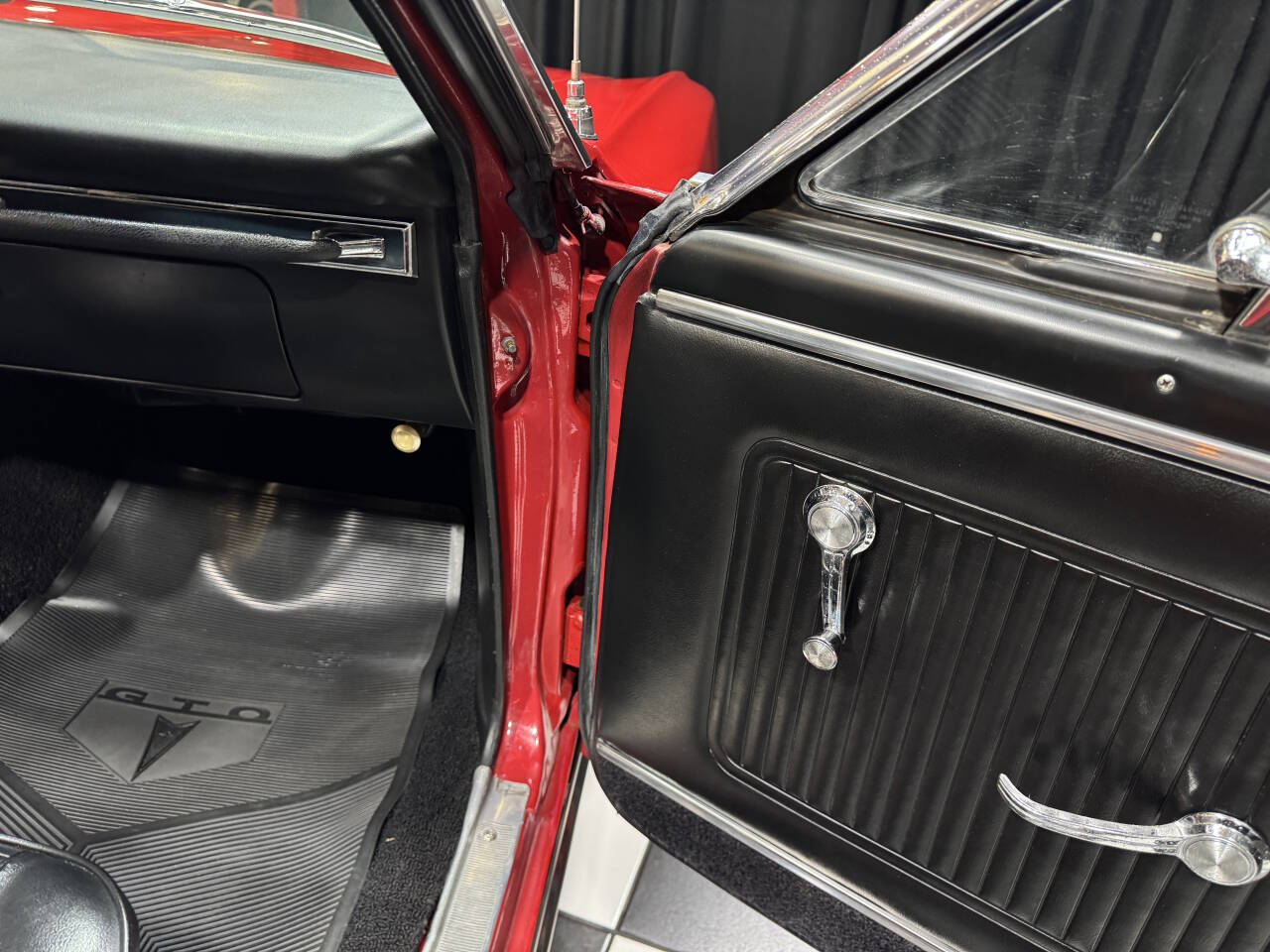 1966 Pontiac GTO 95