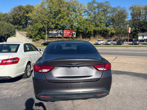 2015 Chrysler 200 Limited