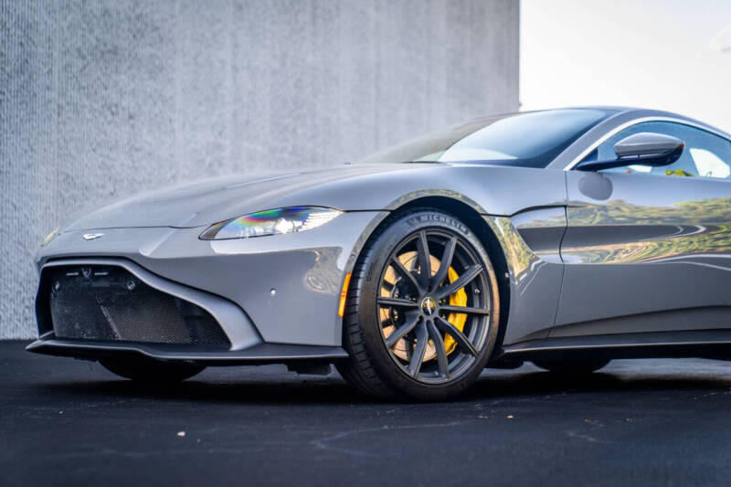2019 Aston Martin Vantage