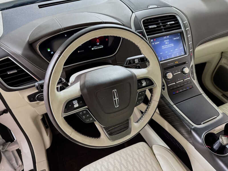 2019 Lincoln Nautilus Black Label