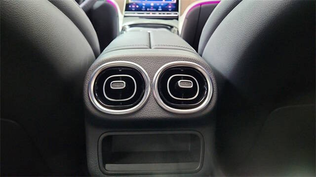 2025 Mercedes-Benz GLC GLC 300 4MATIC