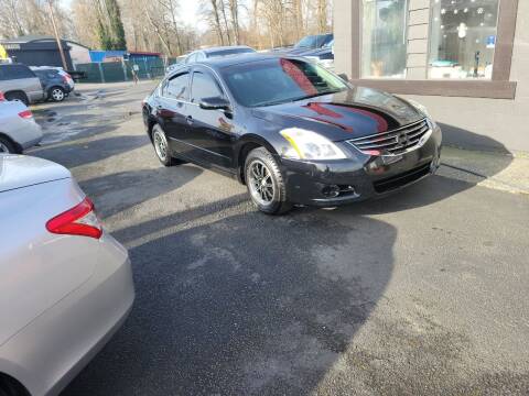 2012 Nissan Altima for sale at Bonney Lake Used Cars in Puyallup WA
