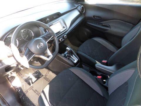 2019 Nissan Kicks S