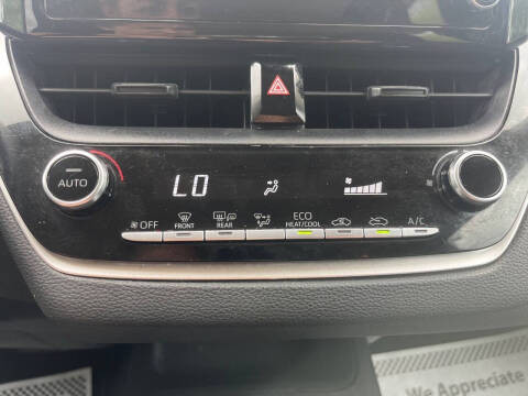 2020 Toyota Corolla LE