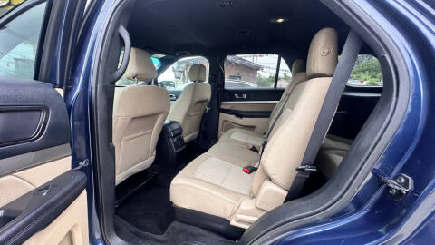 2016 Ford Explorer