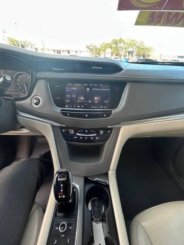 2021 Cadillac XT5 Premium Luxury