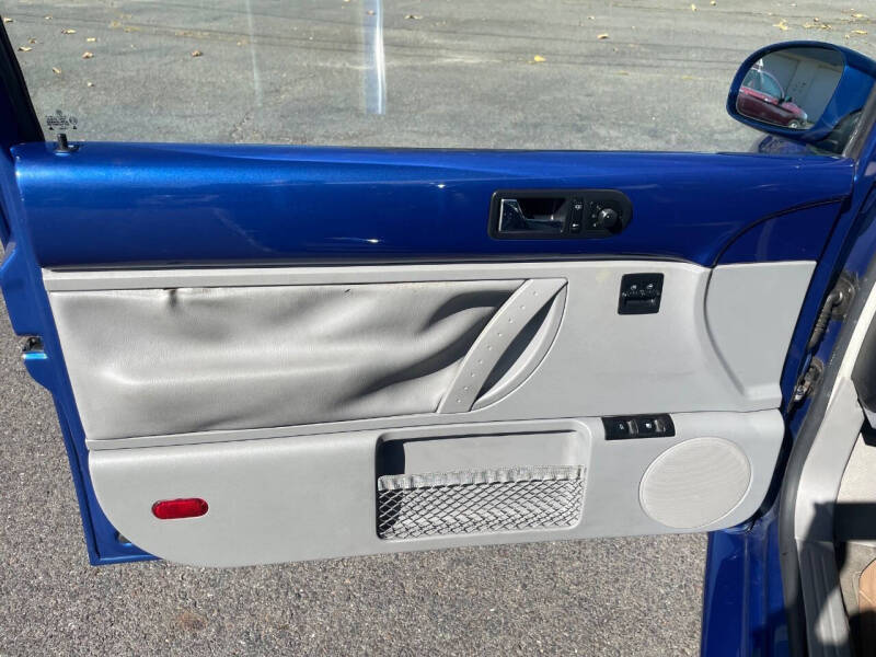 2008 Volkswagen New Beetle S PZEV