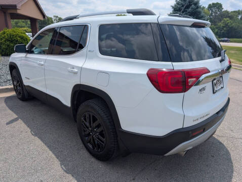 2017 GMC Acadia SLT-1